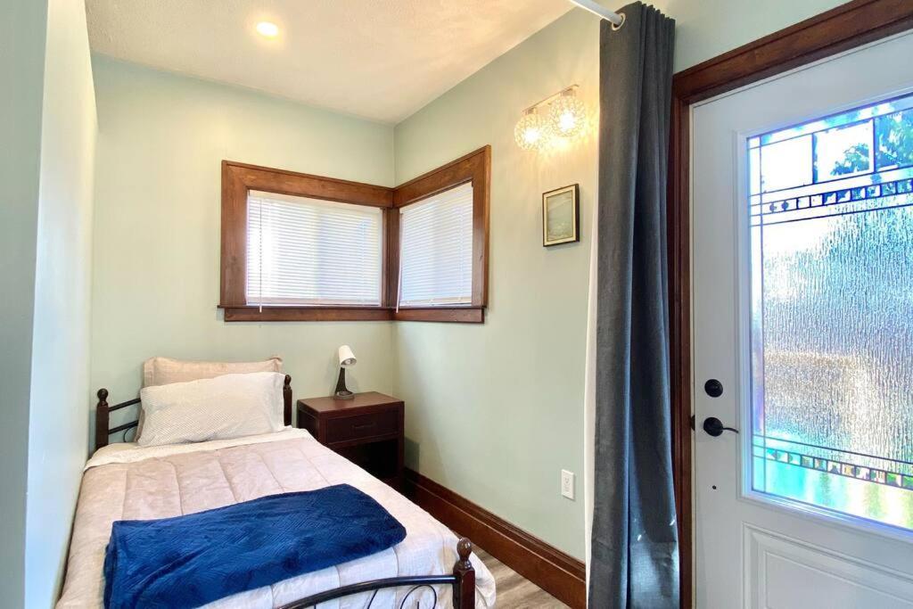 Cozy Suite-Walk To The Falls! Niagara-Fälle Exterior foto